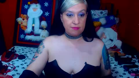 Snapshot of randymaturex01 chatting on 12.15.24 Sonia online show from 12.15.24