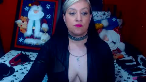 Snapshot of randymaturex01 chatting on 12.22.24 Sonia online show from 12.22.24