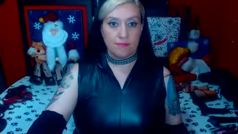 Snapshot of randymaturex01 chatting on 12.28.24 Sonia online show from 12.28.24