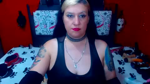 Snapshot of randymaturex01 chatting on 01.27.25 Sonia online show from 01.27.25