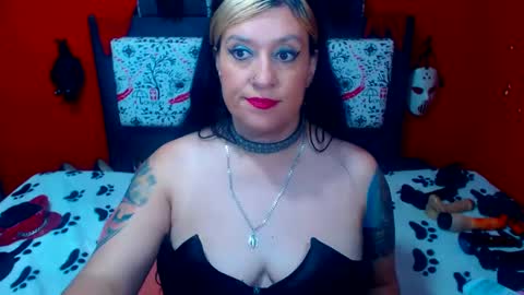 Snapshot of randymaturex01 chatting on 01.29.25 Sonia online show from 01.29.25