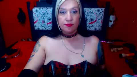 Snapshot of randymaturex01 chatting on 02.08.25 Sonia online show from 02.08.25