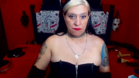 Snapshot of randymaturex01 chatting on 02.21.25 Sonia online show from 02.21.25