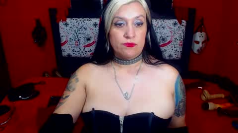 Snapshot of randymaturex01 chatting on 02.21.25 Sonia online show from 02.21.25