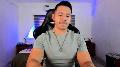 Snapshot of ransoj chatting on 09.25.25 Jonas online show from 09.25.25