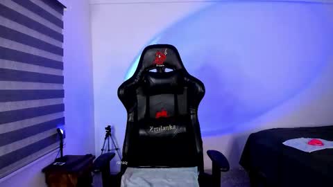 Snapshot of ransoj chatting on 10.19.25 Jonas online show from 10.19.25