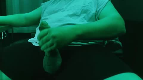 Snapshot of rapaces49 chatting on 03.12.25 Raptor online show from 03.12.25