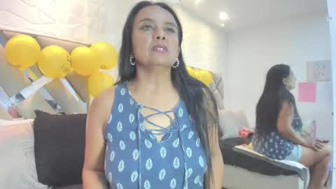 Raquel Moore  online show from 12.13.25