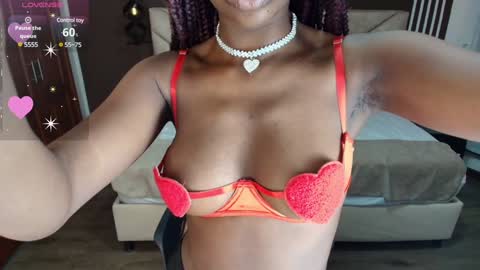 Raquel online show from 01.15.25