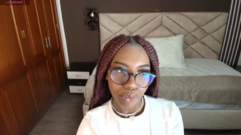 Raquel online show from 01.17.25