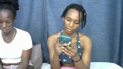 Snapshot of rasta_berry chatting on 01.28.25 rasta online show from 01.28.25