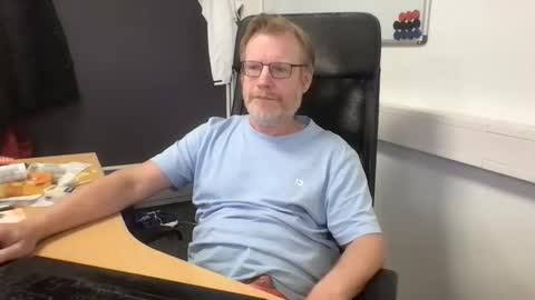 Raunchy me online show from 12.01.25