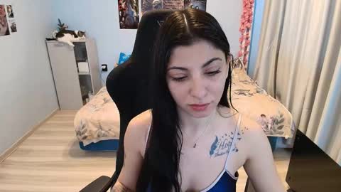 raven_haired_goddess online show from 02.23.26