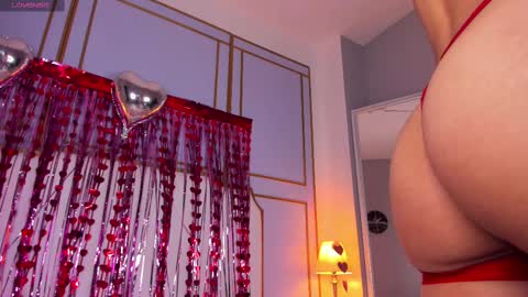 raven_jade_ online show from 02.15.25