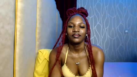 Snapshot of raven_luxe chatting on 05.26.26 Raven online show from 05.26.26
