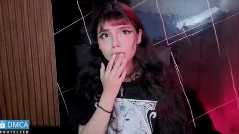 raven_rox_ online show from 11.29.25