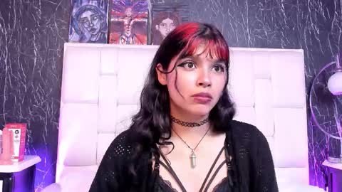 Snapshot of raven_roxx chatting on 10.24.25 Raven  1030pm to 530am Colombia hour online show from 10.24.25