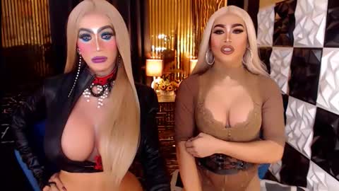 Snapshot of ravenmystiquex chatting on 05.16.26 ravenmystiquex online show from 05.16.26
