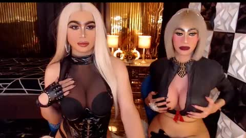 Snapshot of ravenmystiquex chatting on 05.23.26 ravenmystiquex online show from 05.23.26