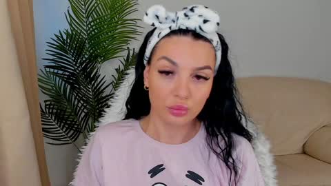 Eva online show from 02.04.25