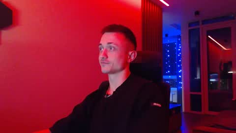 Snapshot of ravine_doleg chatting on 01.19.25 Alex Nash online show from 01.19.25