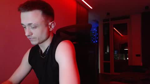 Snapshot of ravine_doleg chatting on 03.06.25 Alex Nash online show from 03.06.25