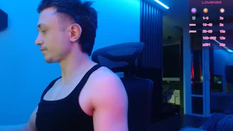 Snapshot of ravine_doleg chatting on 10.31.25 Alex Nash online show from 10.31.25