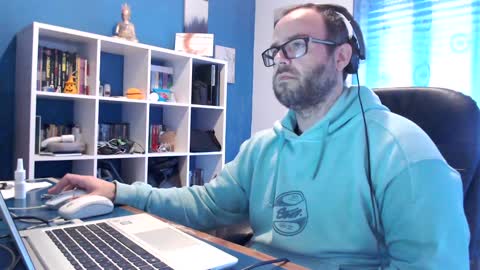 ravingr3d3 online show from 02.04.25