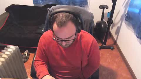 ravingr3d3 online show from 02.14.25