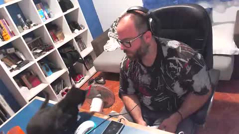 ravingr3d3 online show from 10.06.25