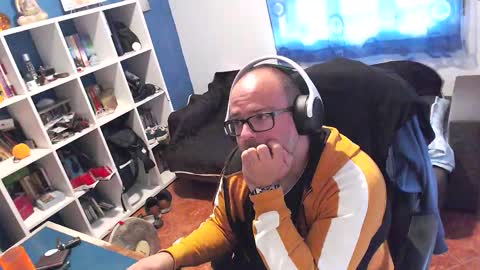 ravingr3d3 online show from 11.02.25