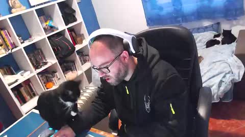 ravingr3d3 online show from 02.18.26