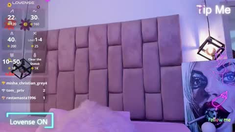 Snapshot of ravynrouge_ chatting on 10.01.25 ravynrouge_ online show from 10.01.25