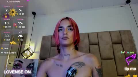 Snapshot of ravynrouge_ chatting on 10.09.25 ravynrouge_ online show from 10.09.25