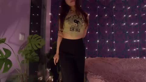 Lillian online show from 10.05.25