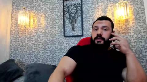 Snapshot of rawmathews chatting on 10.01.25 rawmathews online show from 10.01.25