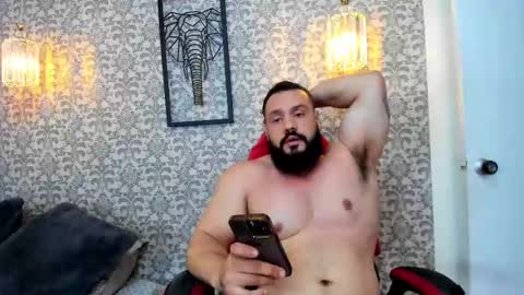 Snapshot of rawmathews chatting on 10.16.25 rawmathews online show from 10.16.25