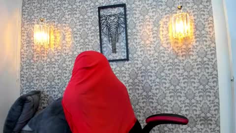 Snapshot of rawmathews chatting on 10.18.25 rawmathews online show from 10.18.25