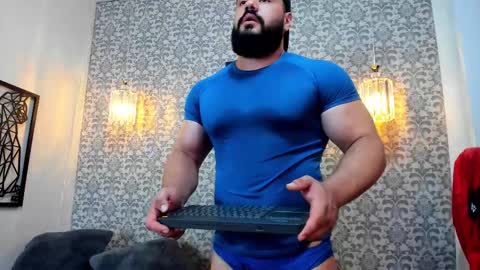 Snapshot of rawmathews chatting on 10.22.25 rawmathews online show from 10.22.25