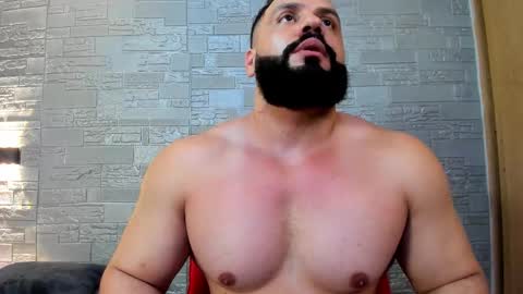 Snapshot of rawmathews chatting on 11.07.25 rawmathews online show from 11.07.25