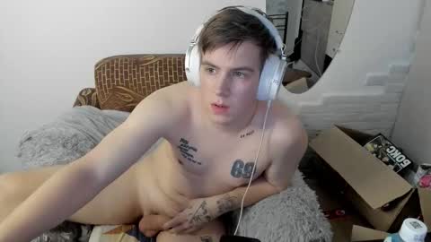 Snapshot of ray_hill chatting on 11.13.25 Ray online show from 11.13.25