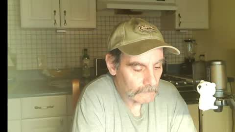 Snapshot of raylene4u2 chatting on 07.03.26 Ray online show from 07.03.26