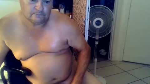 raymanjr52 online show from 04.21.26