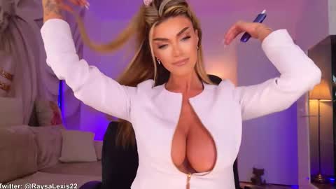 raysalexis19 online show from 02.11.26