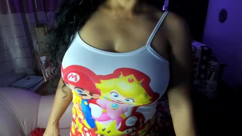 Snapshot of rayza_mature_ chatting on 03.02.25 Danna online show from 03.02.25