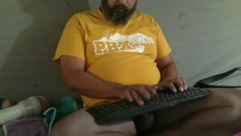 Snapshot of razumuhin chatting on 12.31.24 PLAYING COCK HERO online show from 12.31.24