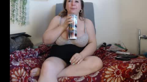 Snapshot of real_36_dd chatting on 04.22.26 Fannie online show from 04.22.26