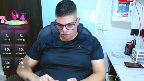 Snapshot of realjoel chatting on 06.06.26 Joel online show from 06.06.26