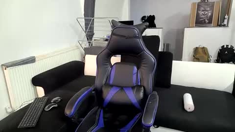 Ask me online show from 09.10.25