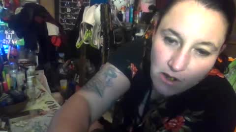 Snapshot of reallyredrum69th chatting on 09.28.25 reallyredrum69th online show from 09.28.25